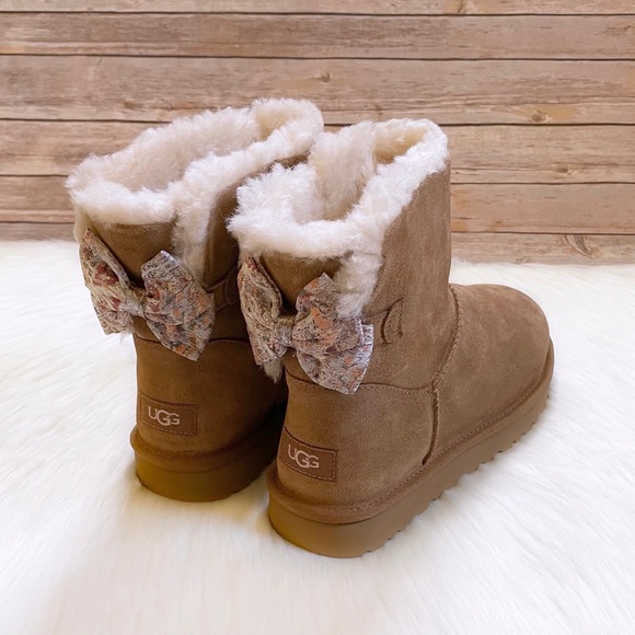 UGG Shoes - UGG Women’s Mini Bailey Bow Splatter Chestnut Boots